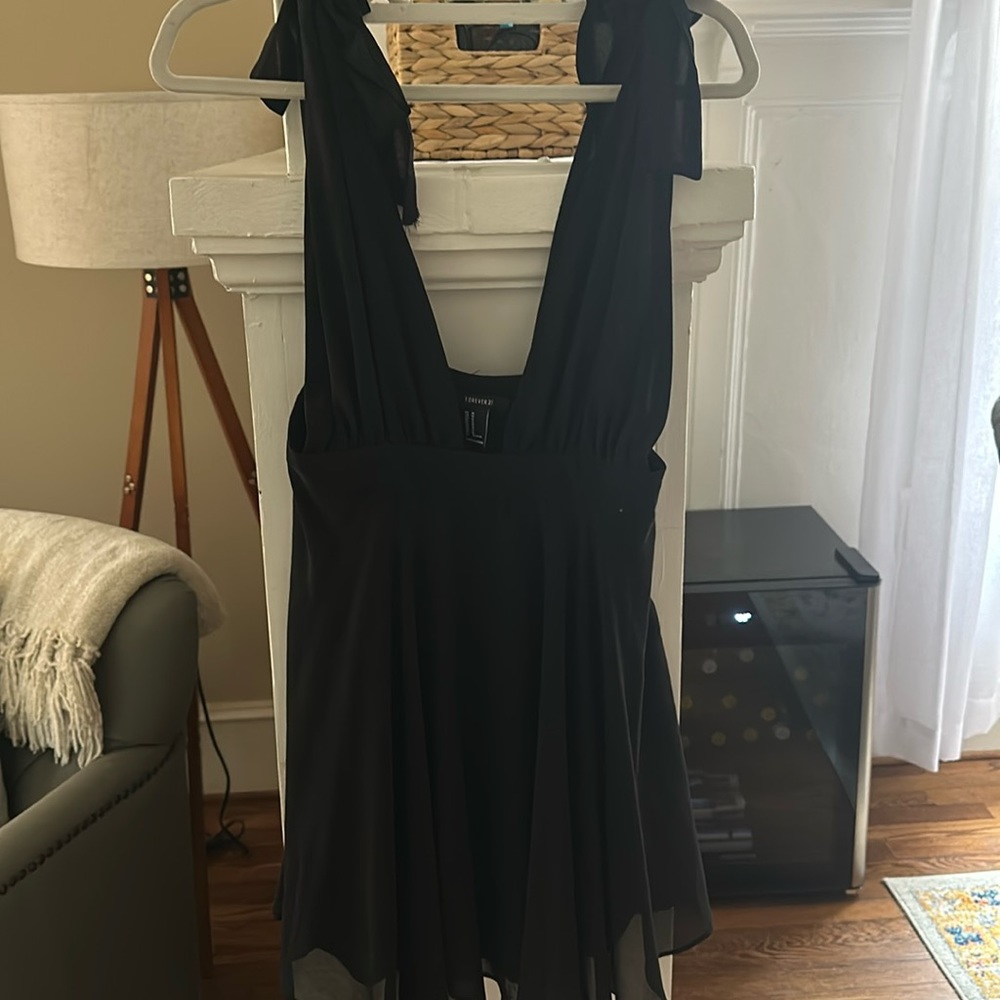 Forever 21 size medium black tie strap mini dress